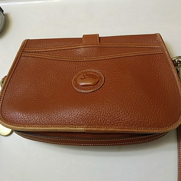 Dooney & Bourke Handbags - Cooney and Bourke 👛